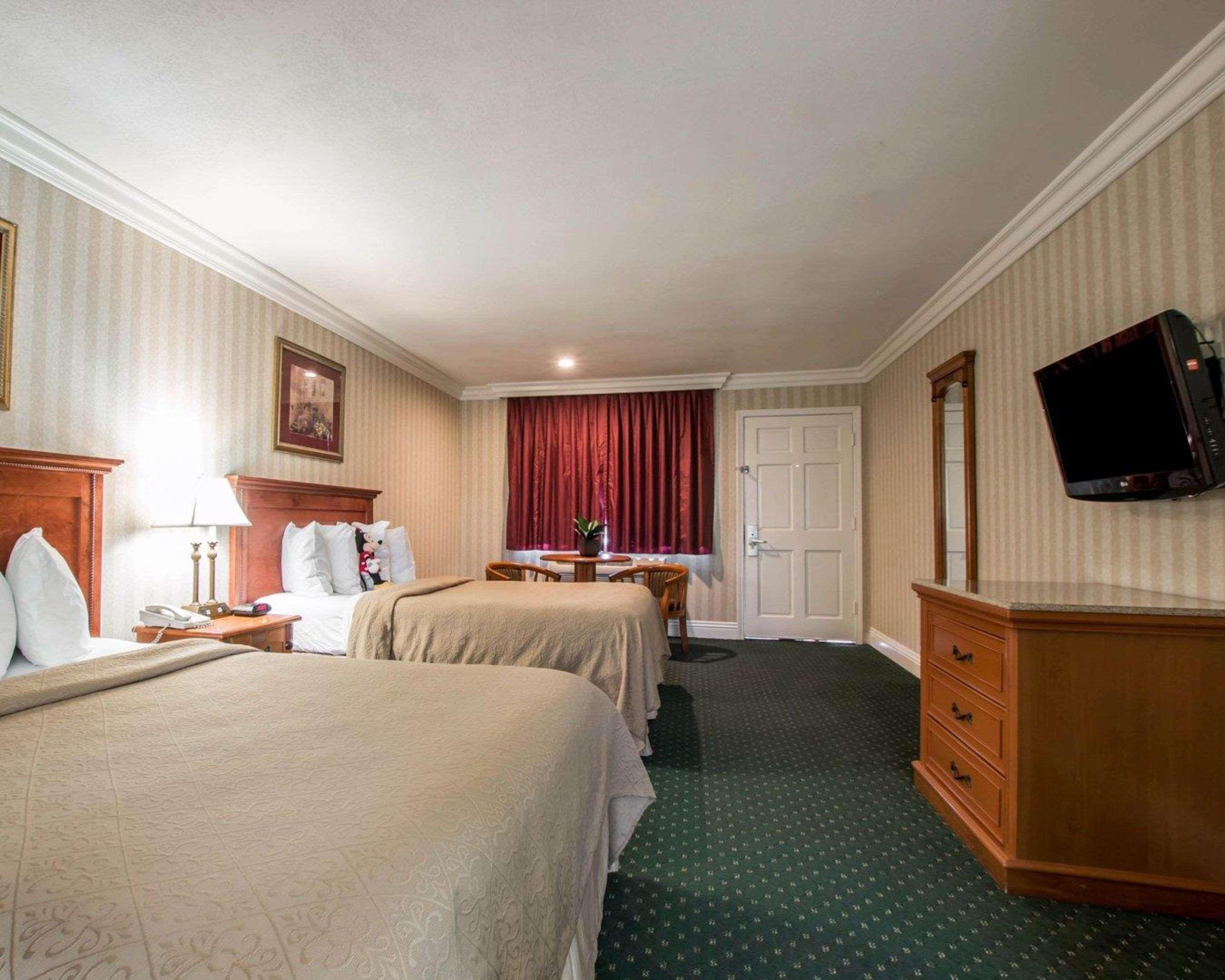 Quality Inn & Suites Anaheim Maingate Zewnętrze zdjęcie
