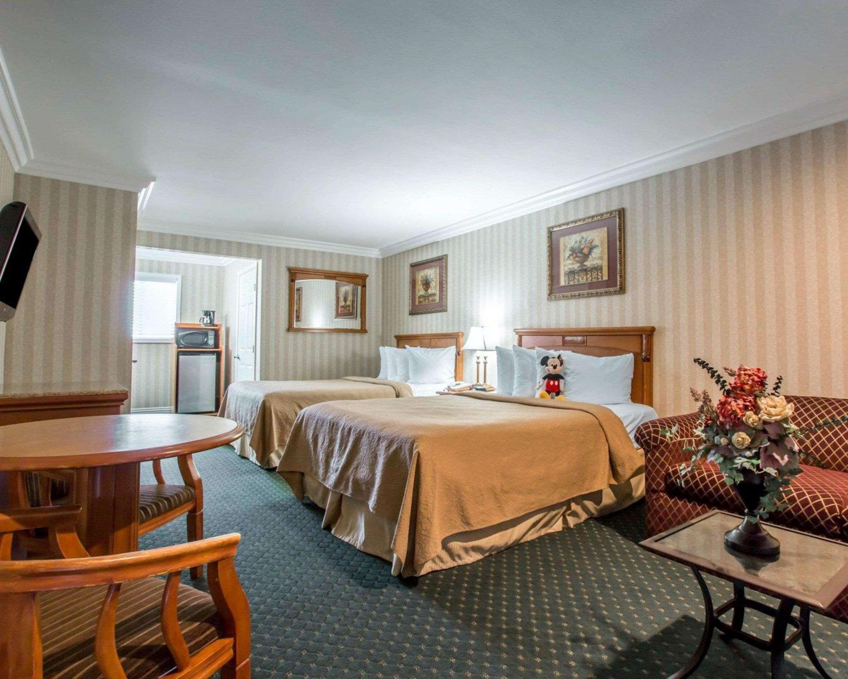 Quality Inn & Suites Anaheim Maingate Zewnętrze zdjęcie