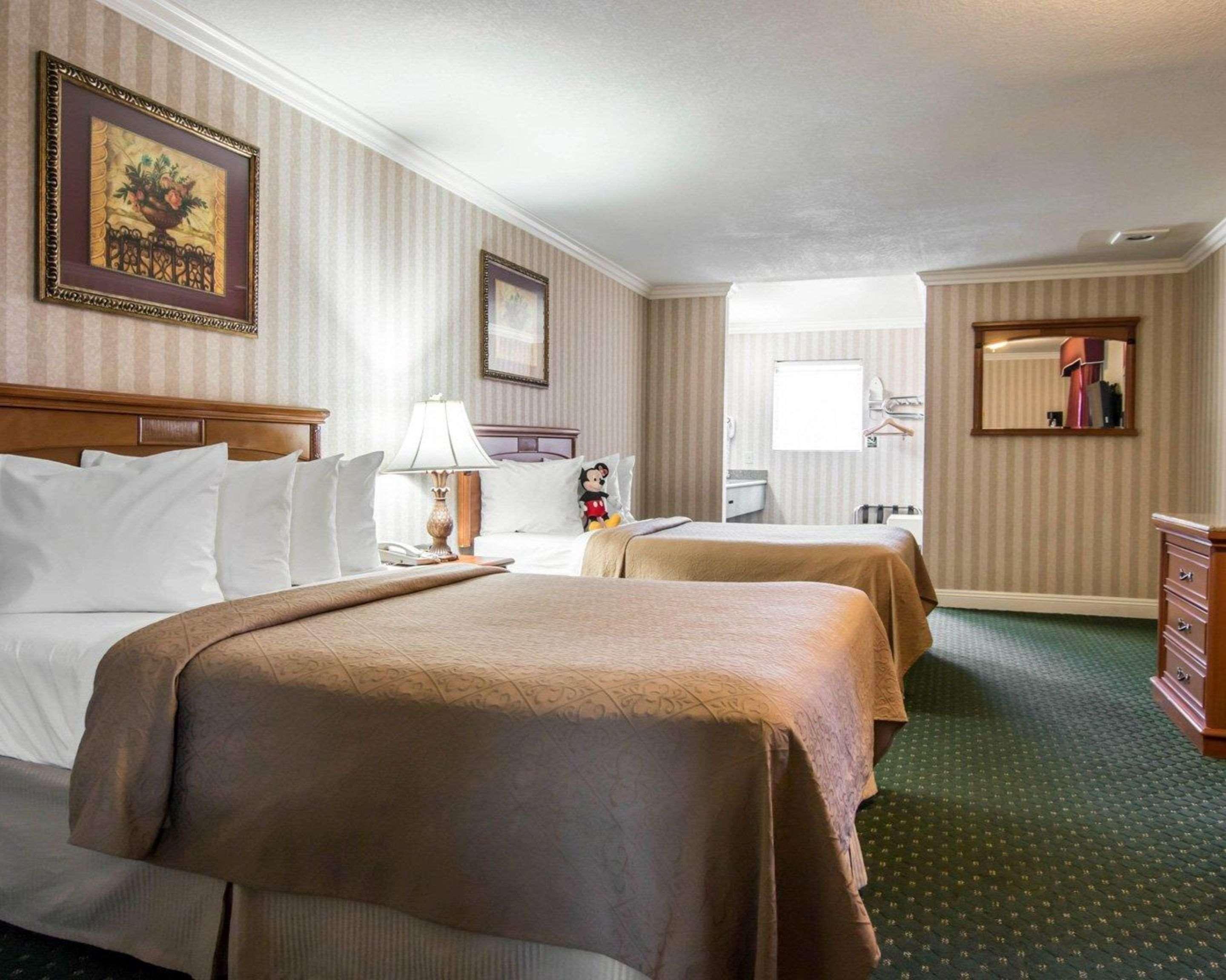 Quality Inn & Suites Anaheim Maingate Zewnętrze zdjęcie