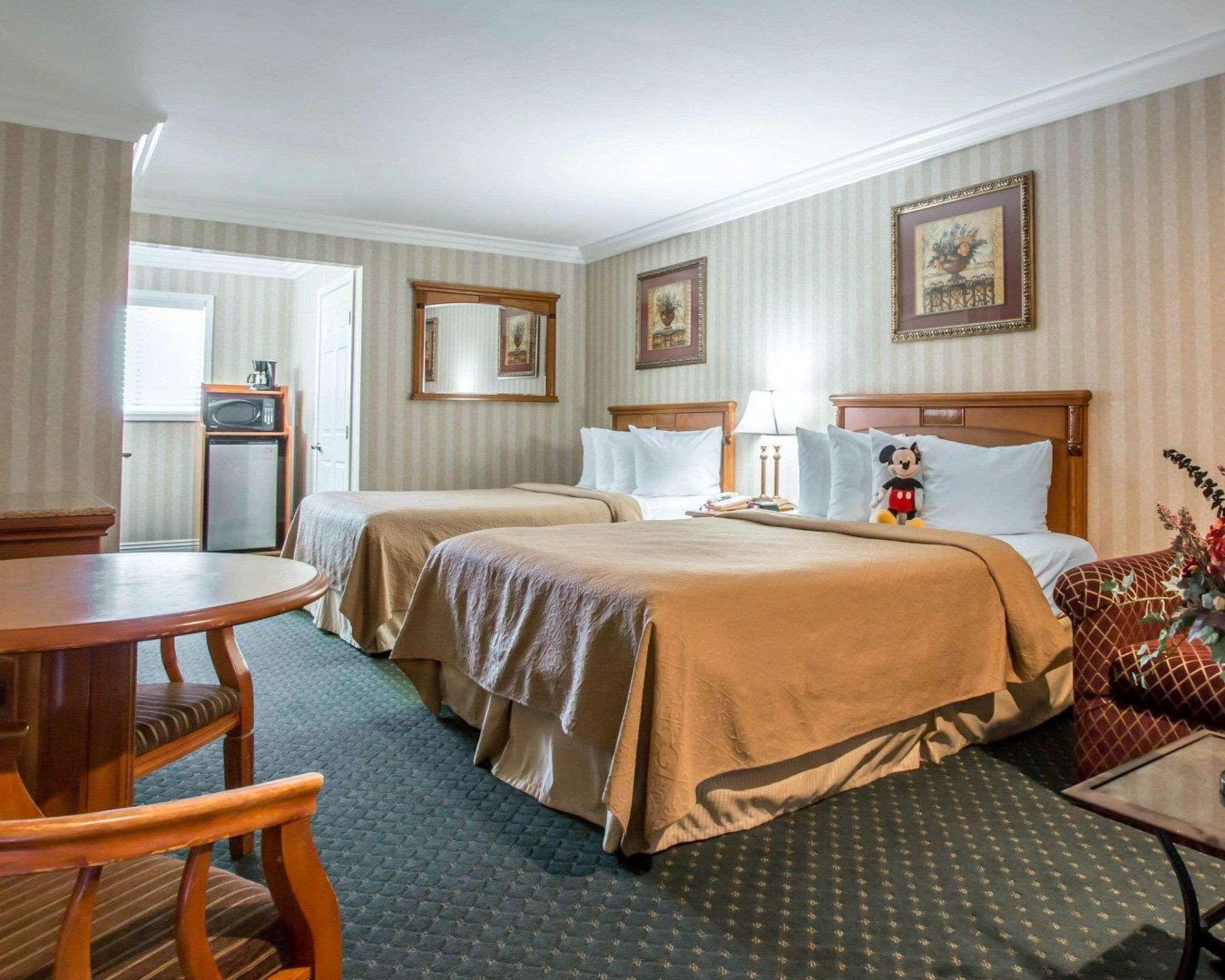 Quality Inn & Suites Anaheim Maingate Zewnętrze zdjęcie
