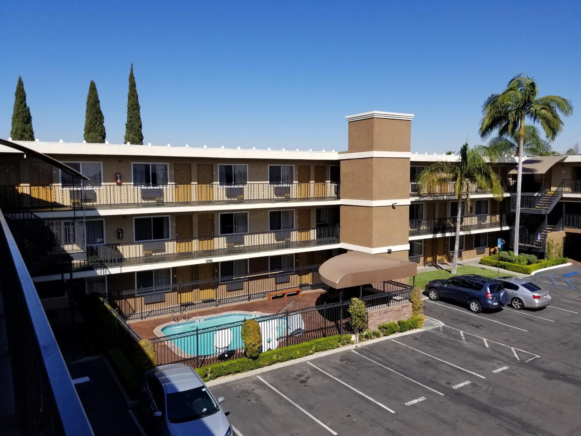 Quality Inn & Suites Anaheim Maingate Zewnętrze zdjęcie