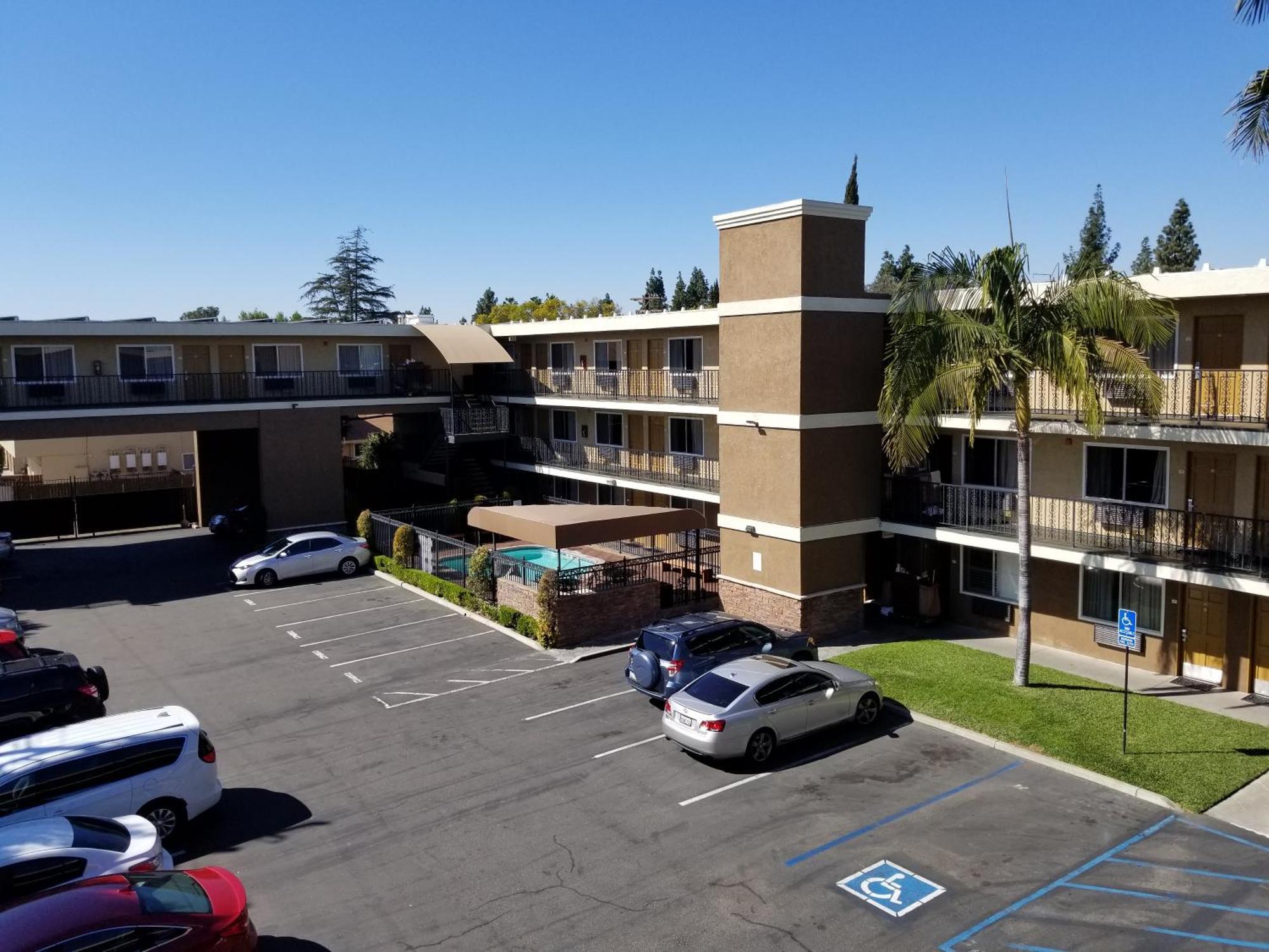 Quality Inn & Suites Anaheim Maingate Zewnętrze zdjęcie